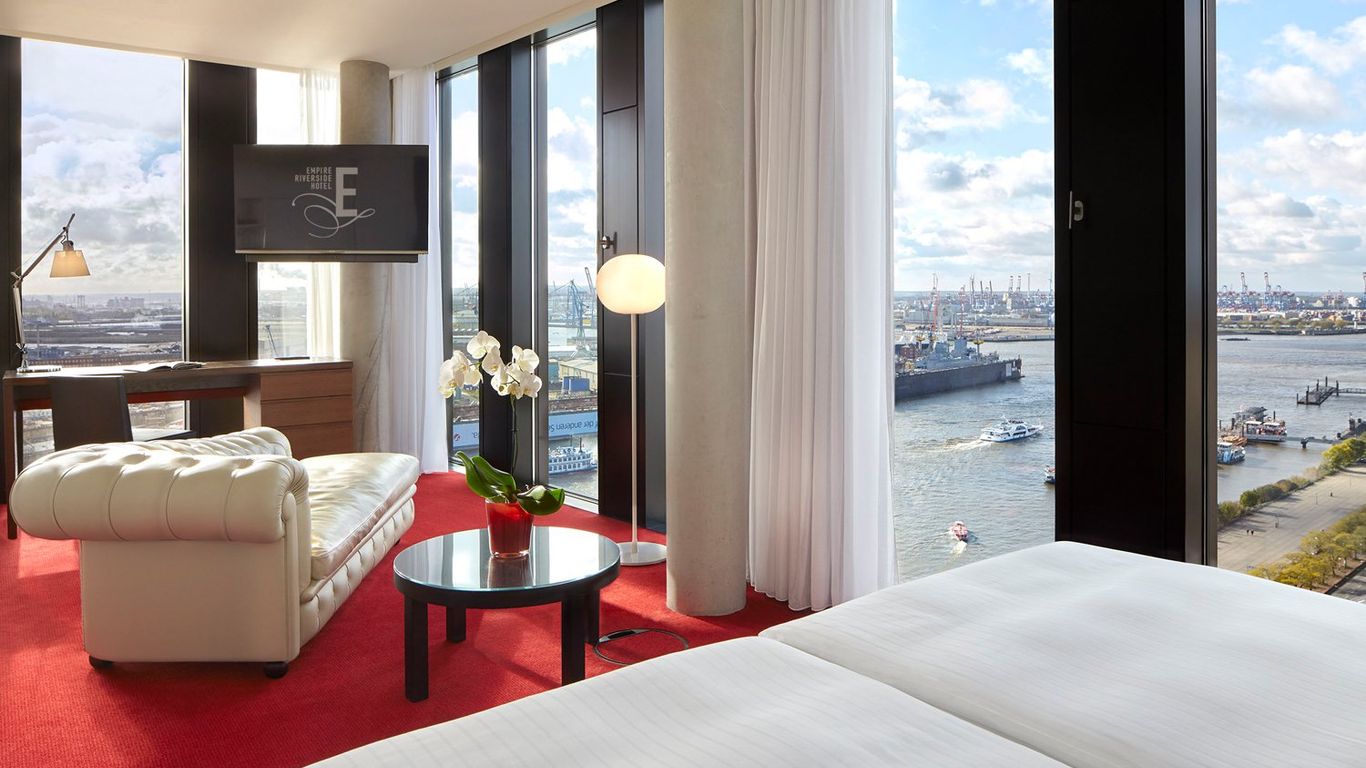 Empire Riverside Hotel