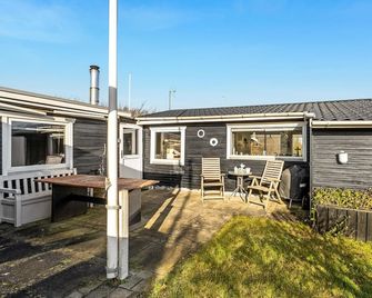 1 Bedroom Lovely Home in Loegstoer - Løgstør