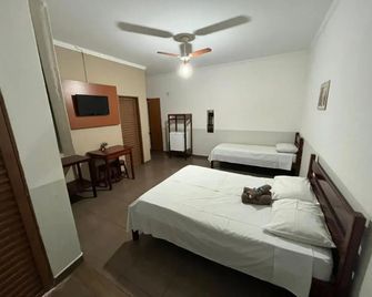 Hotel Portela II - Olímpia - Quarto