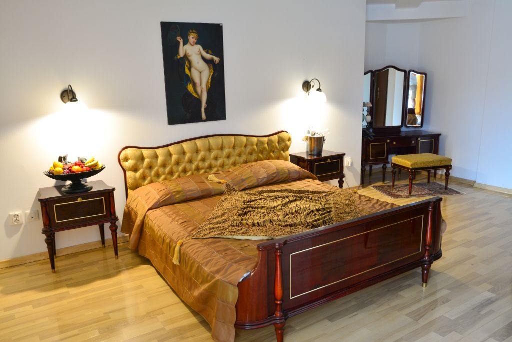 هوتل سيناتور