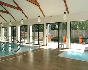 Loire & Sens - Saint-Melaine-sur-Aubance - Piscine