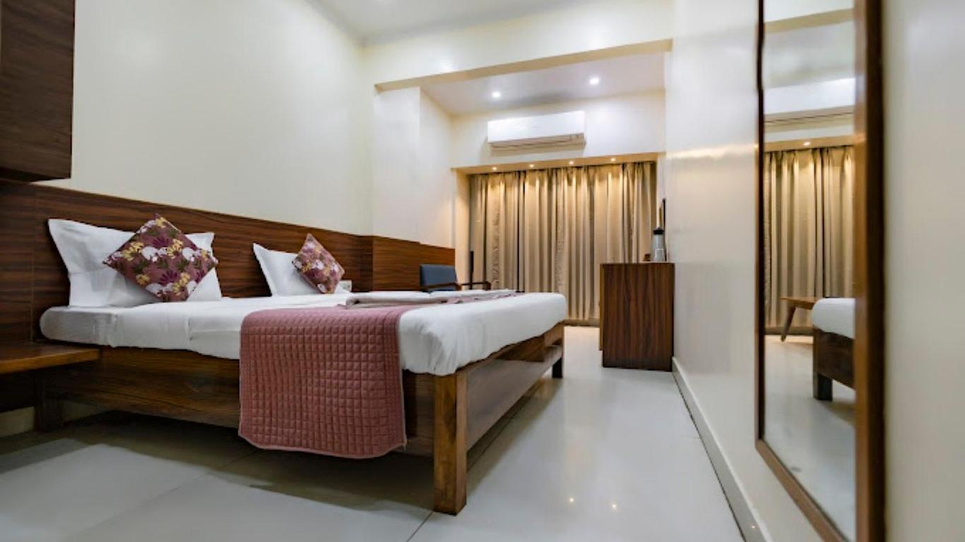 Hotel Suncity Prayagraj