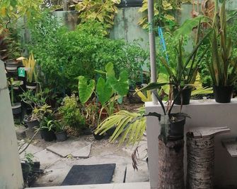 The Rose Garden House - Addu City - Buiten zicht