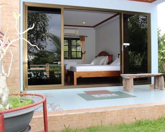 Baanrimnam Resort Trat - Trat - Schlafzimmer