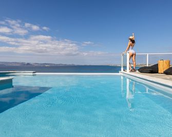 Villa Paradise - Plaka