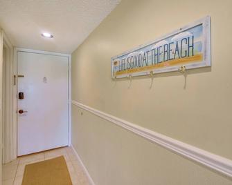 Steps to Beach St Augustine Extended Stay Condo! - Saint Augustine Beach - Pasillo