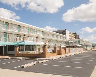 Biscayne Family Resort - Wildwood Crest - Building