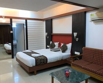 Honeybee Resort - Lonavala - Makuuhuone