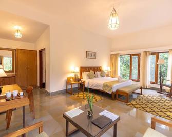 Saraca Resort & Spa Corbett - Rāmnagar - Sovrum