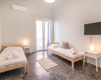 Mimosa The mosaic home - Tinos - Habitación