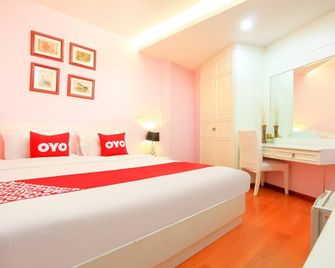 OYO 284 Sabaidee Minitel - Bangkok - Bedroom