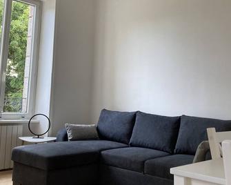 Magnificent Apartment Overlooking Huelgoat Forest - Huelgoat - Salon