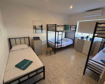 Windmill Hostel - St. Julian's