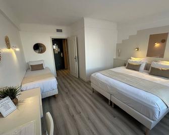 Hotel Chiffre - Albi - Bedroom