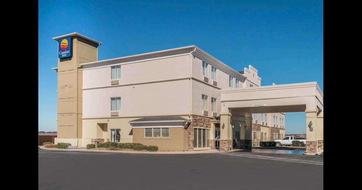 Comfort Inn I 10 East Near At T Center 76 1 2 5 San Antonio Hotel Deals Reviews Kayak