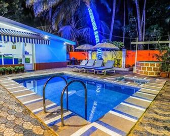 Fabhotel K7 Trends With Pool, Baga Beach - Calangute - Pool