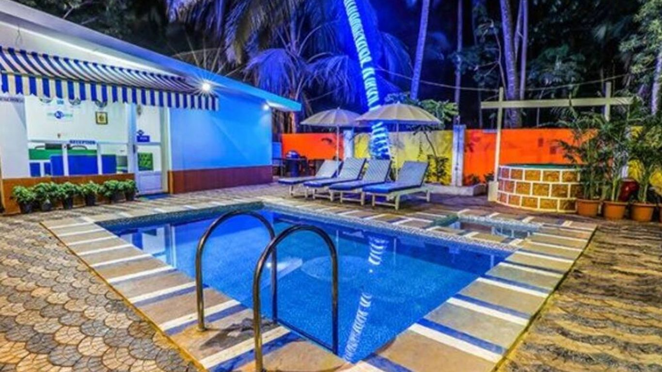 Fabhotel K7 Trends With Pool, Baga Beach