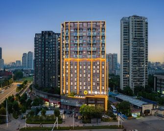Tangchi Jinyue Hotel (Wuchang Railway Station Branch) - Wuhan - Edificio