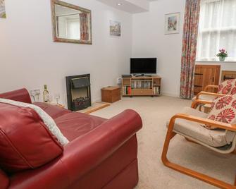 Exchange Cottage - Buxton - Living room