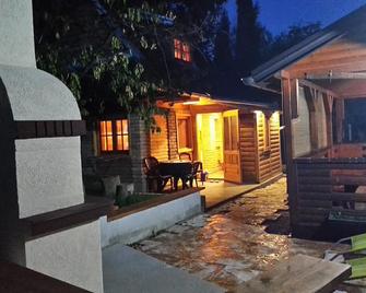Brvnara Vrdnik - Vrdnik - Patio