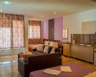 Ellas Hotel - Thasos Town