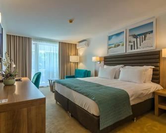 Hotel Saturn - Mangalia - Bedroom