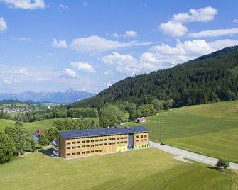 Explorer Hotel Neuschwanstein - Nesselwang - Gebäude