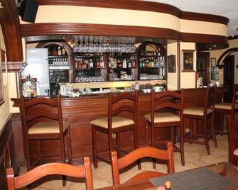 Hotel Royal Amsterdam - Angeles City - Bar