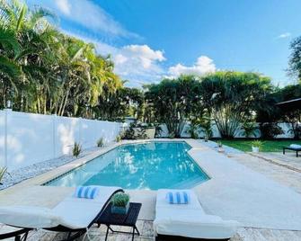 Tropical Oasis House Private Pool Family Yard - Wilton Manors - Pool