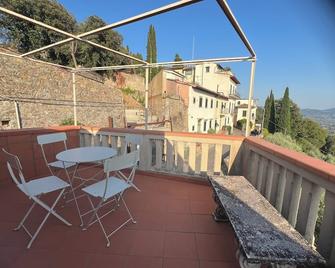 Suite Panorama Fiesole - Fiesole - Balkon