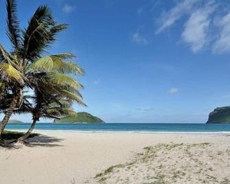 Grand Vue Apartment Vieux Fort\n - Vieux Fort - Beach