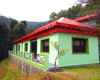 Himalaya Darshan Resort - Kausani - Building