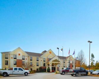 Comfort Inn and Suites at I-85 - Spartanburg - Building