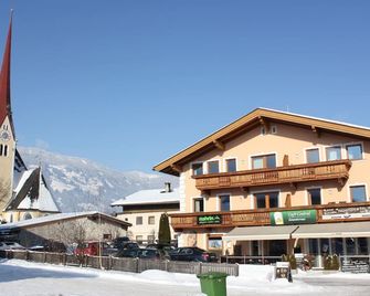 Apartment in Uderns near Ski Lift Hochzillertal - Uderns - Gebäude