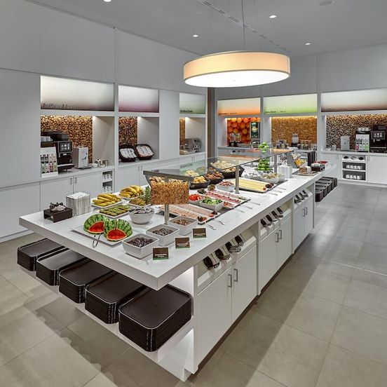 Buffet view of Hampton by Hilton Berlin City Centre Alexanderplatz