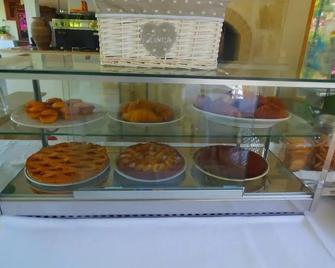 Missipezza Residence a Frassanito - Torre Dell'Orso - Buffet