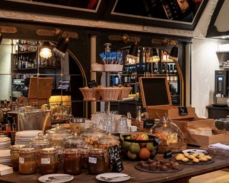 Tralala Hotel Montreux - Montreux - Bar