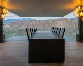 Ave Del Risco House (Luxurious Oasis) - Colima - Patio
