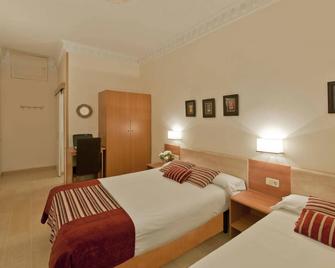 Hostal Central Barcelona - Barcelona - Bedroom