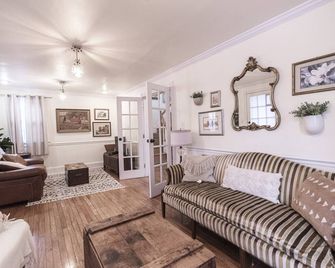 Riley House - Harpers Ferry