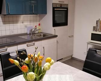 5-bed vacation apartment 1 (1st floor) - Holiday apartment Schmitz family - Nachtsheim - Cocina