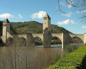 French Holiday rental in the Périgord. XVIII th Century stone farmhouse. - Villefranche-du-Périgord - Bâtiment
