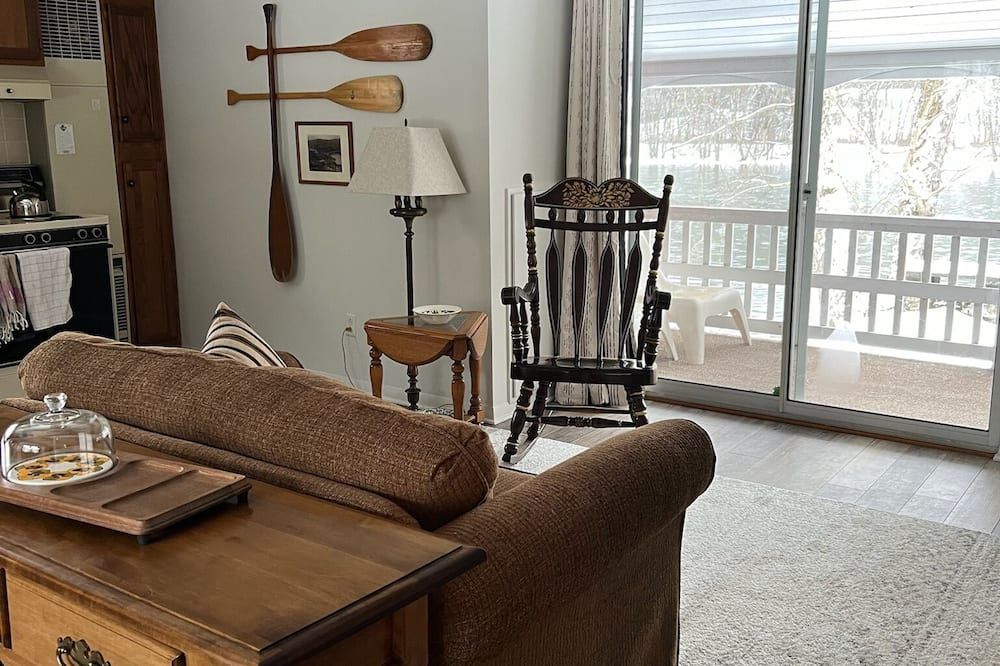 Allegheny River House