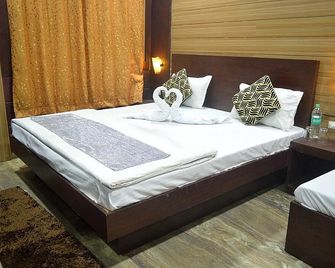 Hotel Dhingra Residency - Jabalpur - Slaapkamer