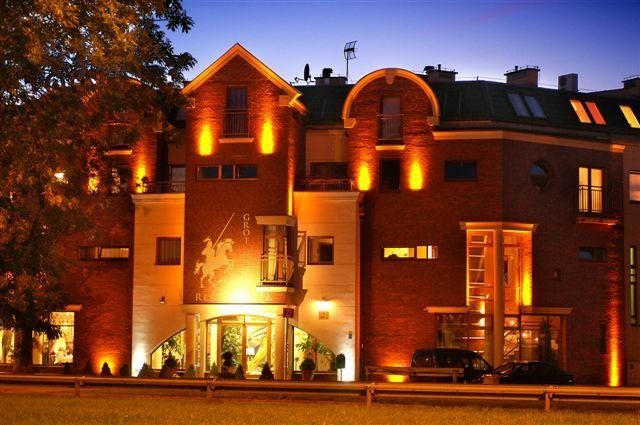 Grot Hotel - Malbork - Budova