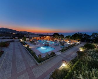 Spiros-Soula Family Hotel & Apartments - Agia Pelagia