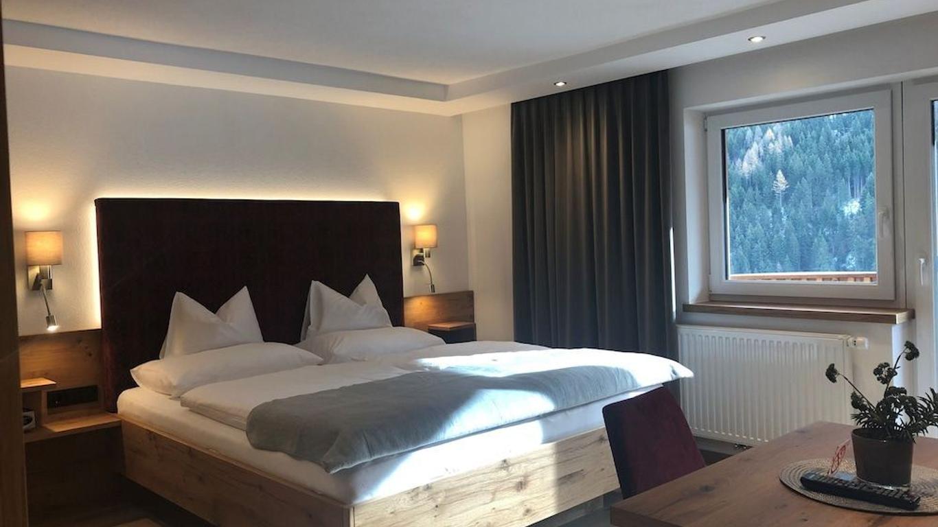 Hotel Garni Central - Zimmer - Studios - Apartments