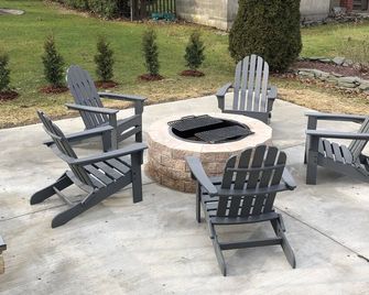 Great memory and enjoy Retreat at the Lake - Conneaut Lake - Patio