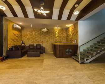 Falcons Nest Lariviera Suites - Hyderabad - Lobby