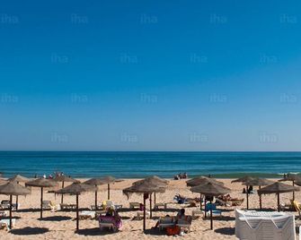 3 Bedroom Apartment In Central Area And 250 Metres From Manta Rota - Vila Nova de Cacela - Praia